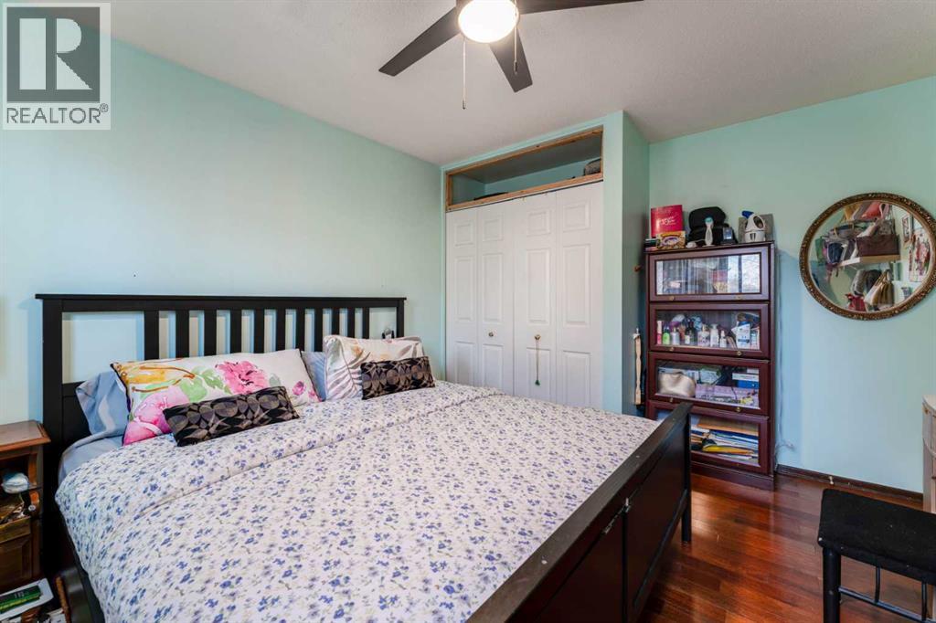 Single Family House Bungalow for Sale in  Olympia Crescent SE Ogden Calgary 