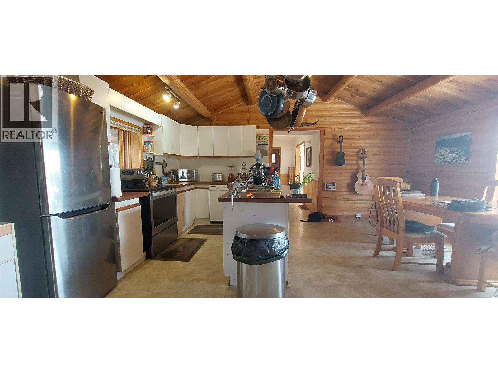 1910 OTTER ROAD - 11