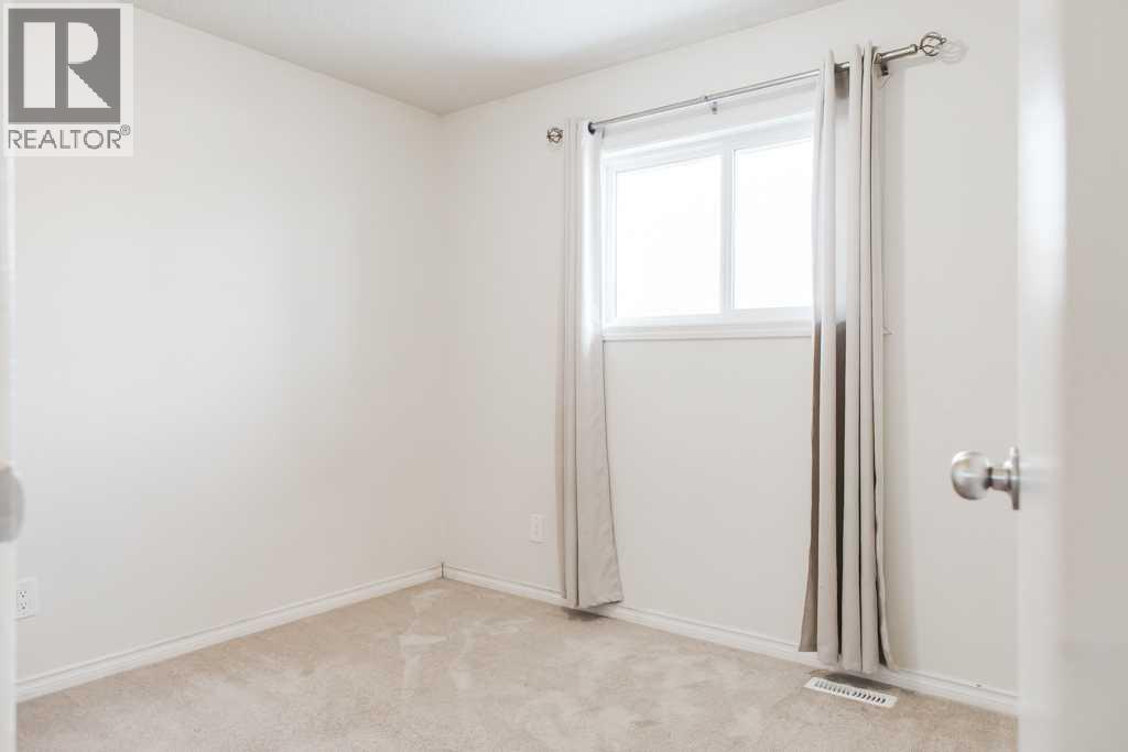 Single Family House Bungalow for Sale in   Avenue Mountview Grande Prairie 