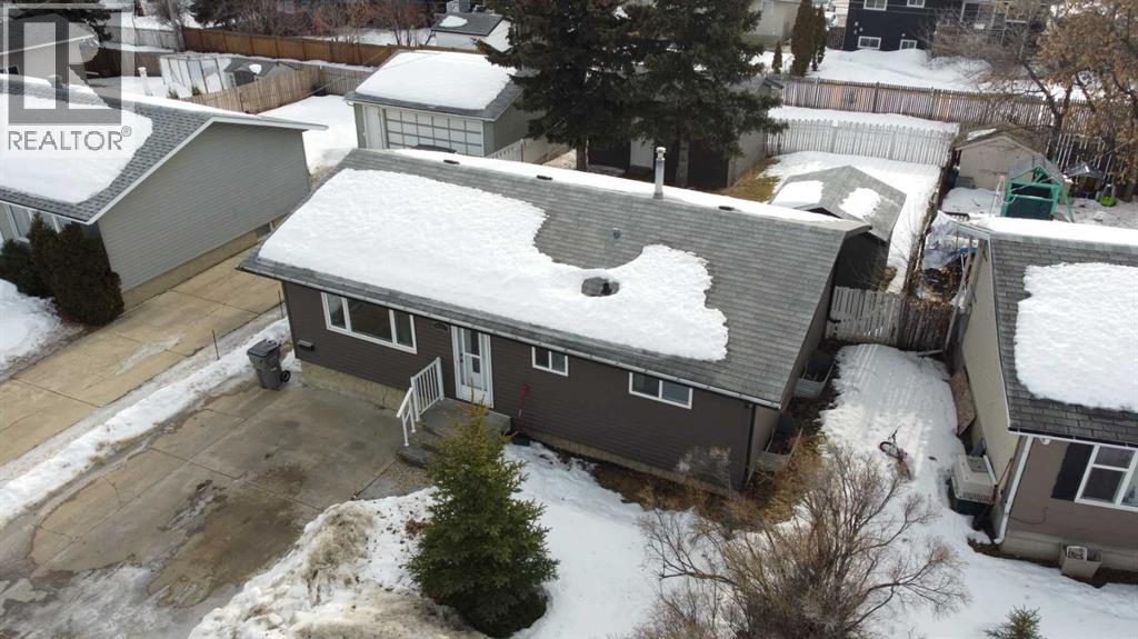 Single Family House Bungalow for Sale in   Avenue Mountview Grande Prairie 