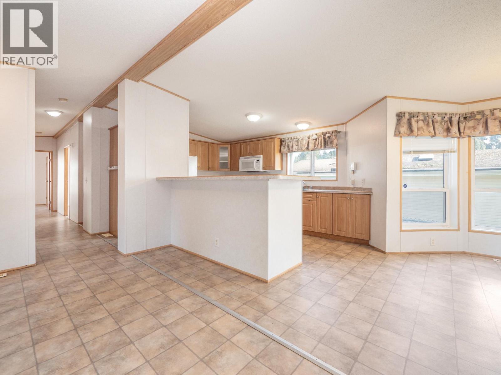 33 5575 MASON ROAD, Sechelt