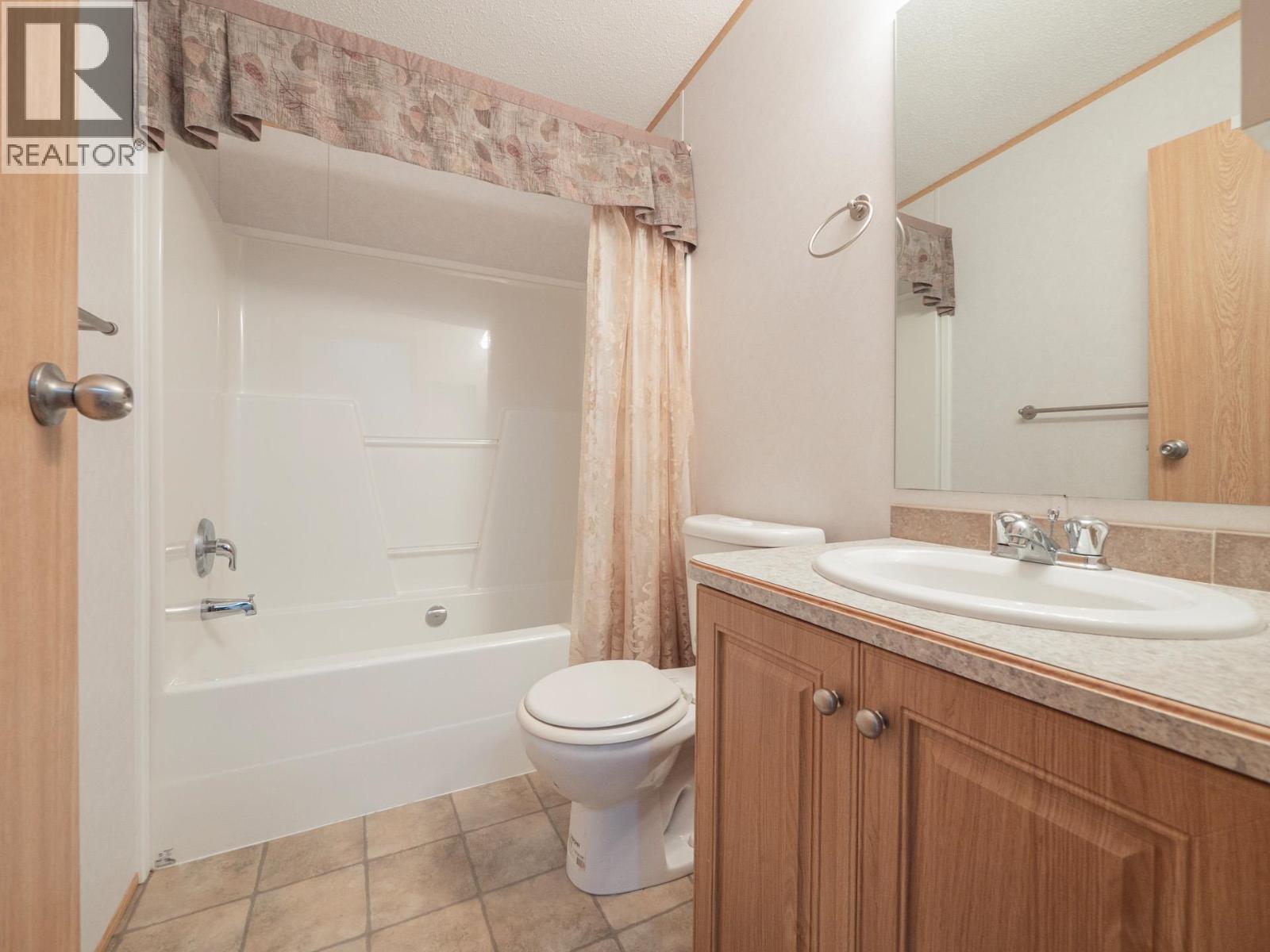 33 5575 MASON ROAD, Sechelt