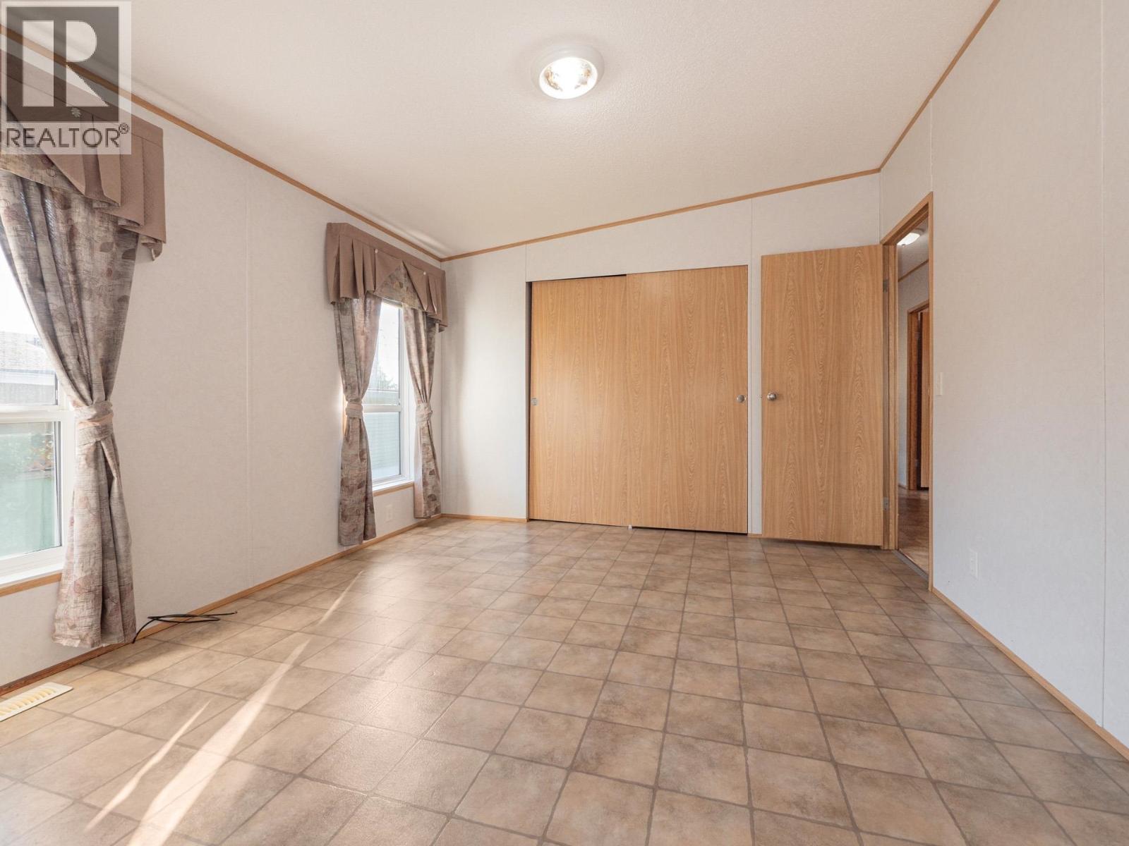 33 5575 MASON ROAD, Sechelt