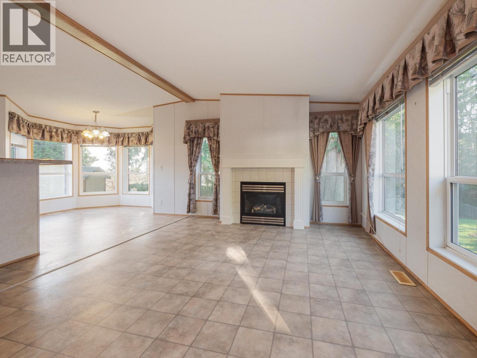 33 5575 MASON ROAD, Sechelt