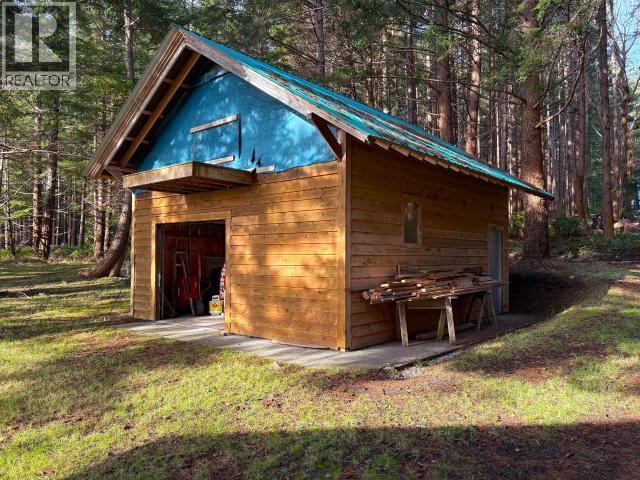 1266/68 TENNYSON RD, Savary Island