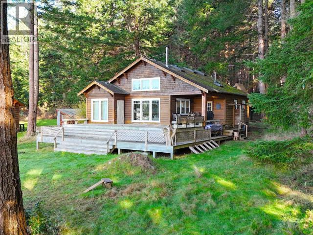 1266/68 TENNYSON RD, Savary Island