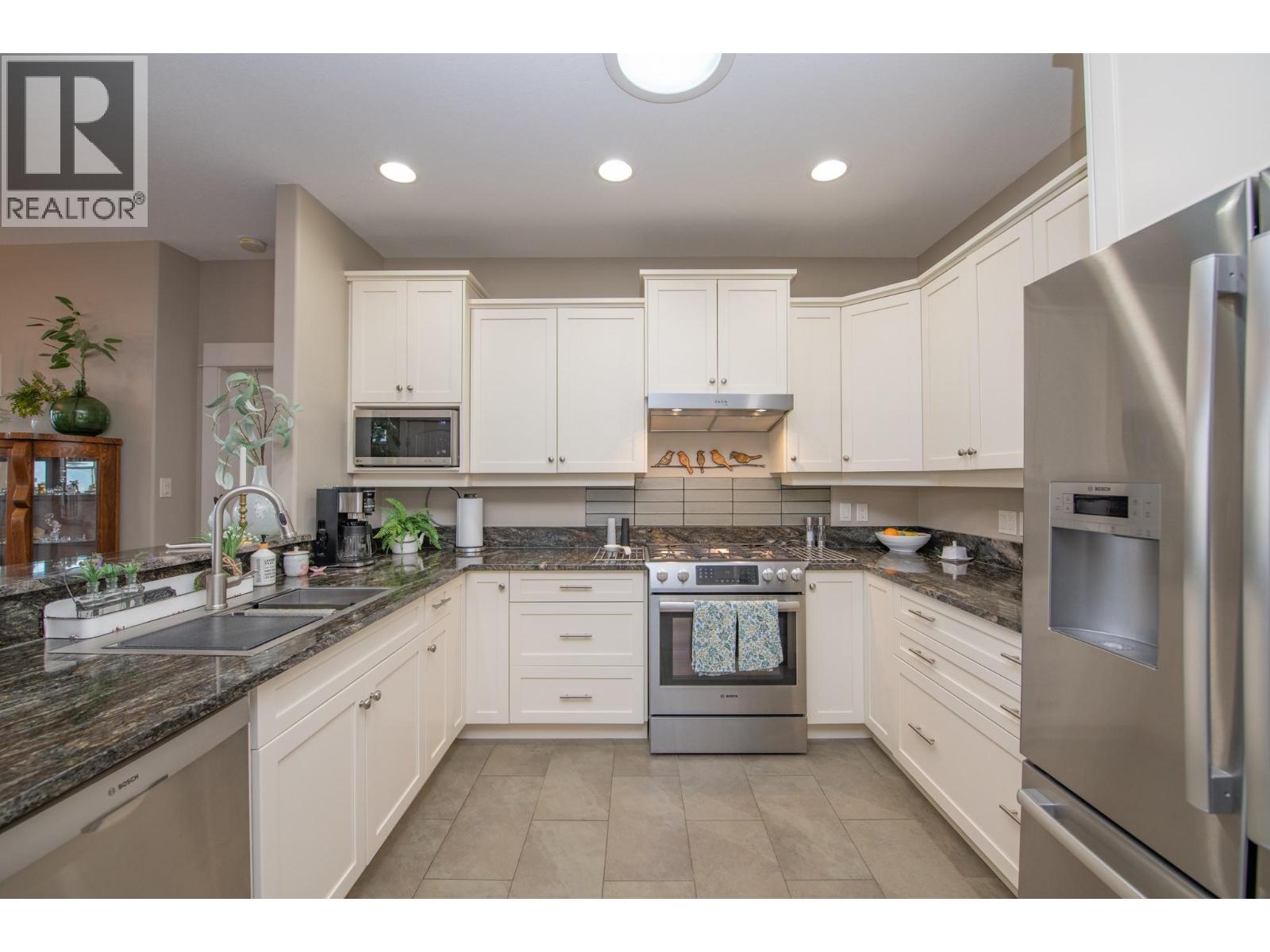 7760 Okanagan Landing Road Unit# 77, Vernon