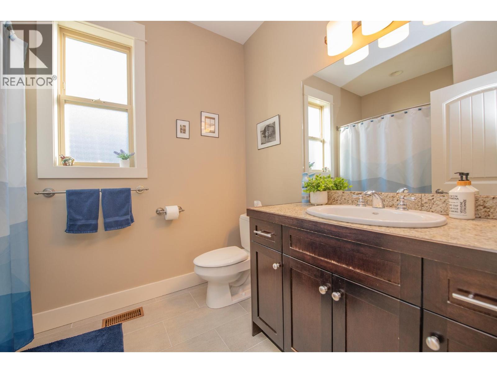 7760 Okanagan Landing Road Unit# 77, Vernon