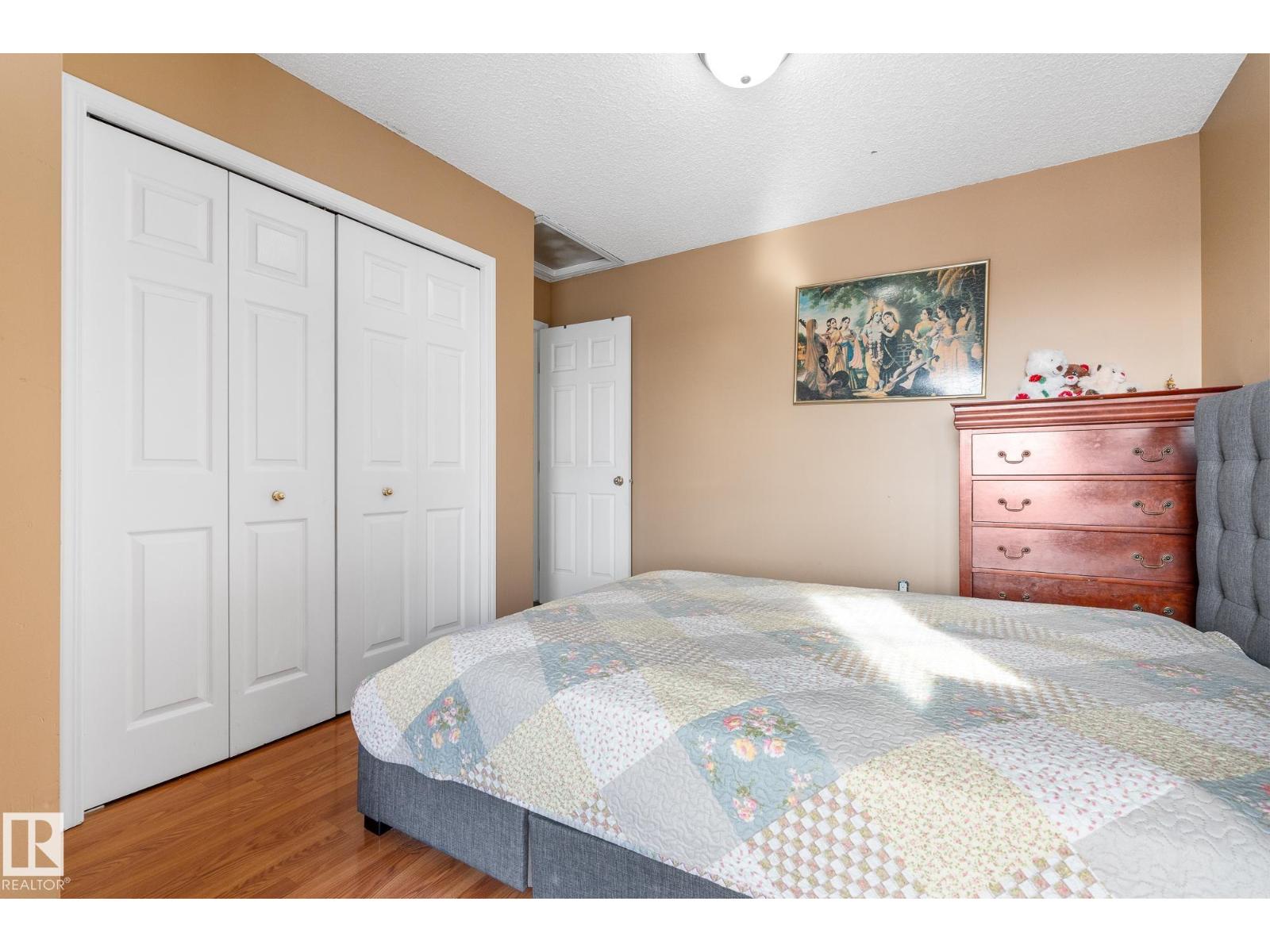 13148 151 AV NW, Edmonton