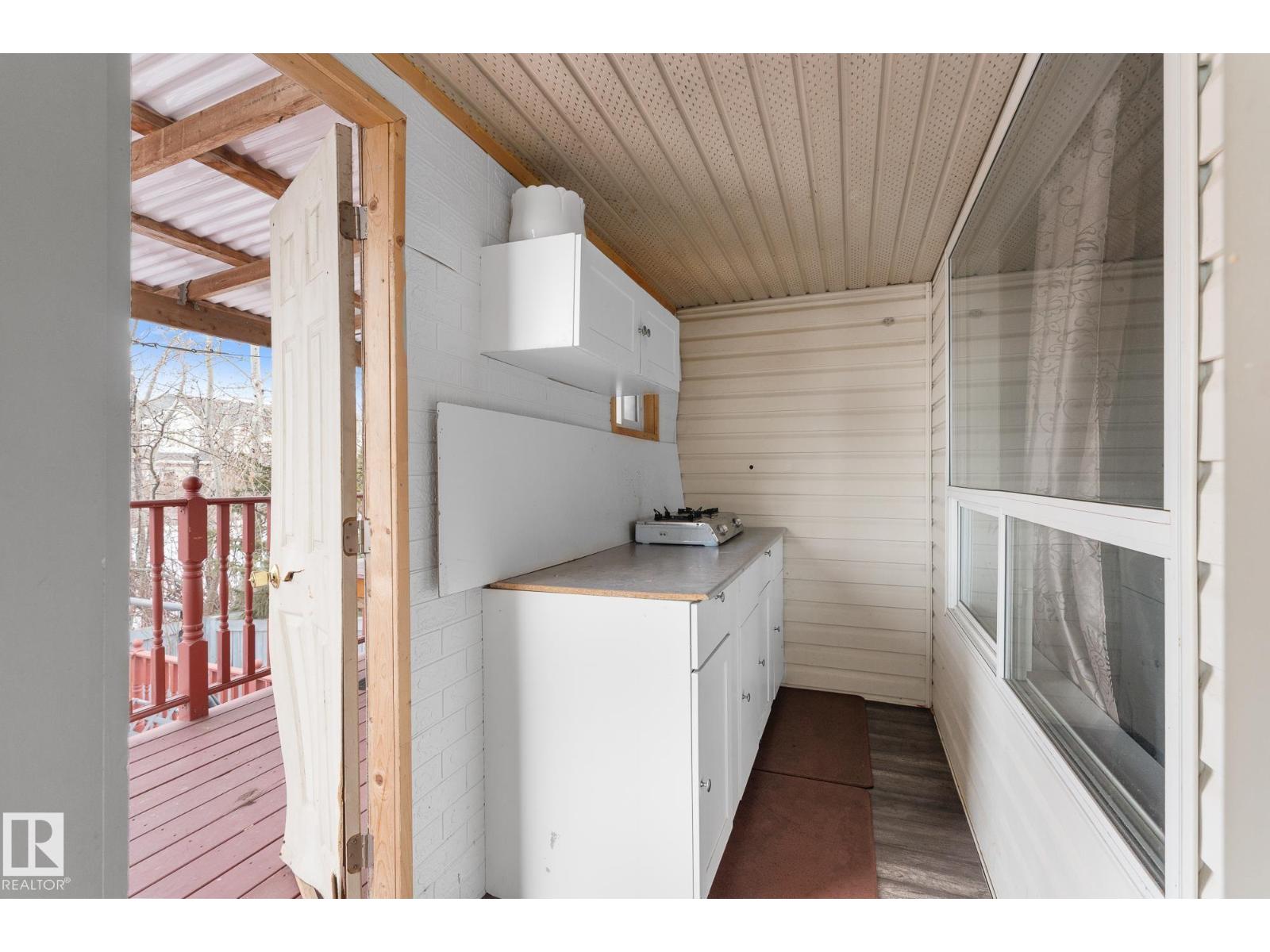 13148 151 AV NW, Edmonton