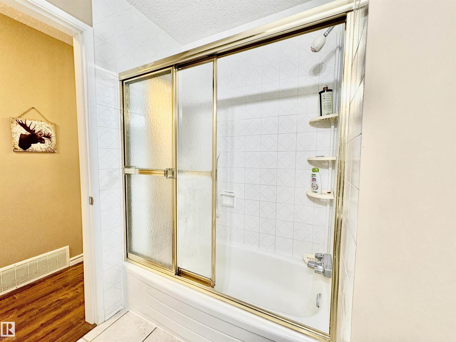 11920 45 ST NW, Edmonton