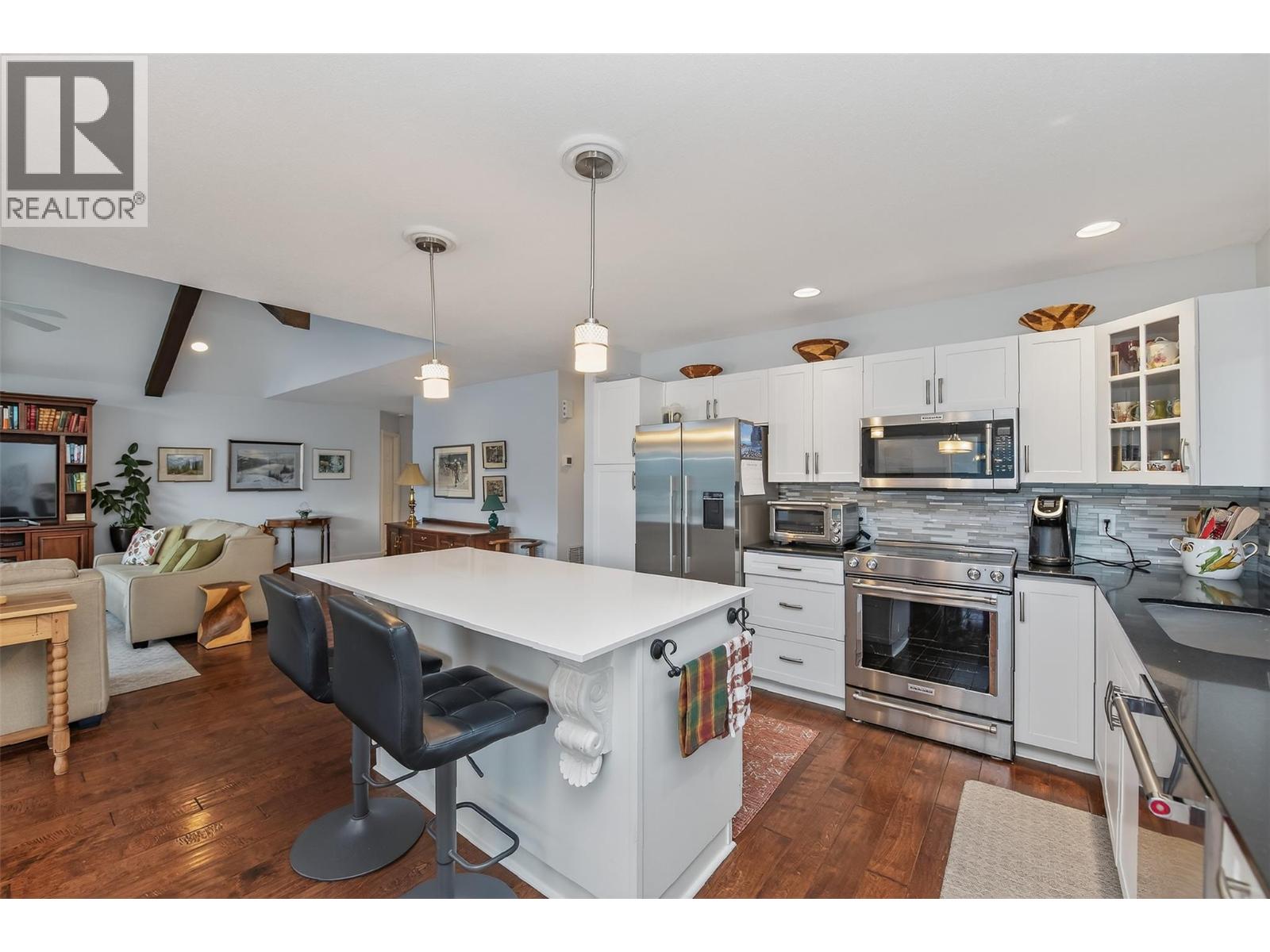 33 83 Peregrine Way, Vernon