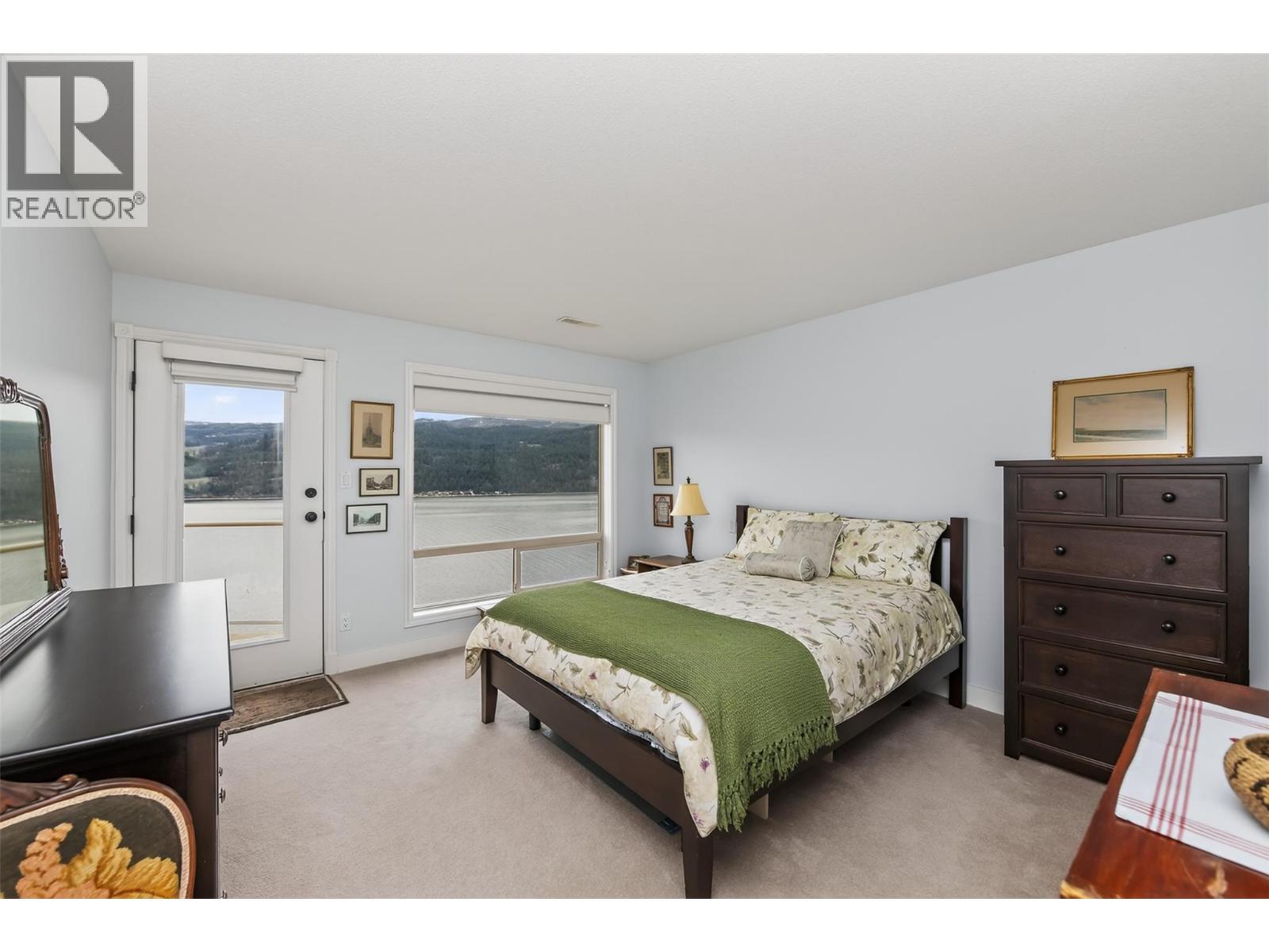 33 83 Peregrine Way, Vernon