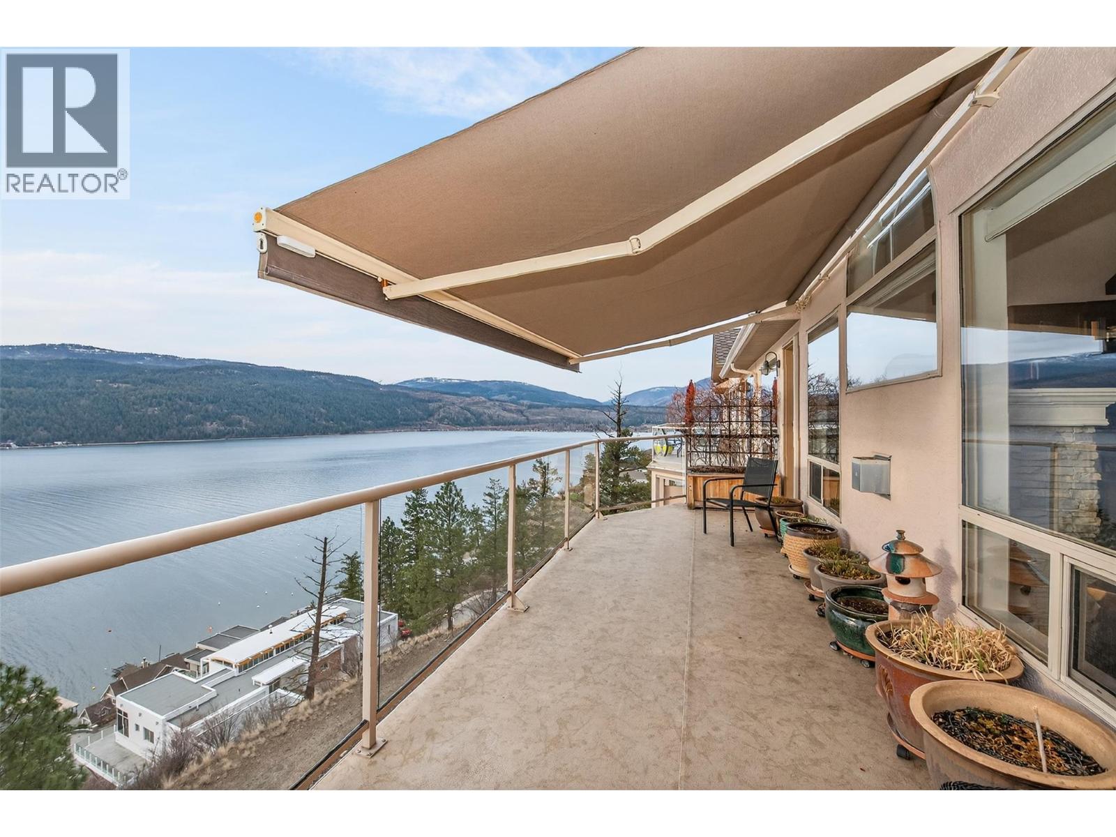 33 83 Peregrine Way, Vernon