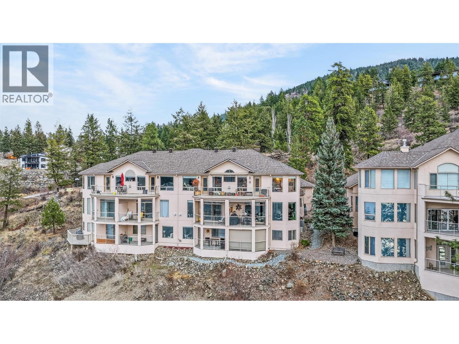 33 83 Peregrine Way, Vernon