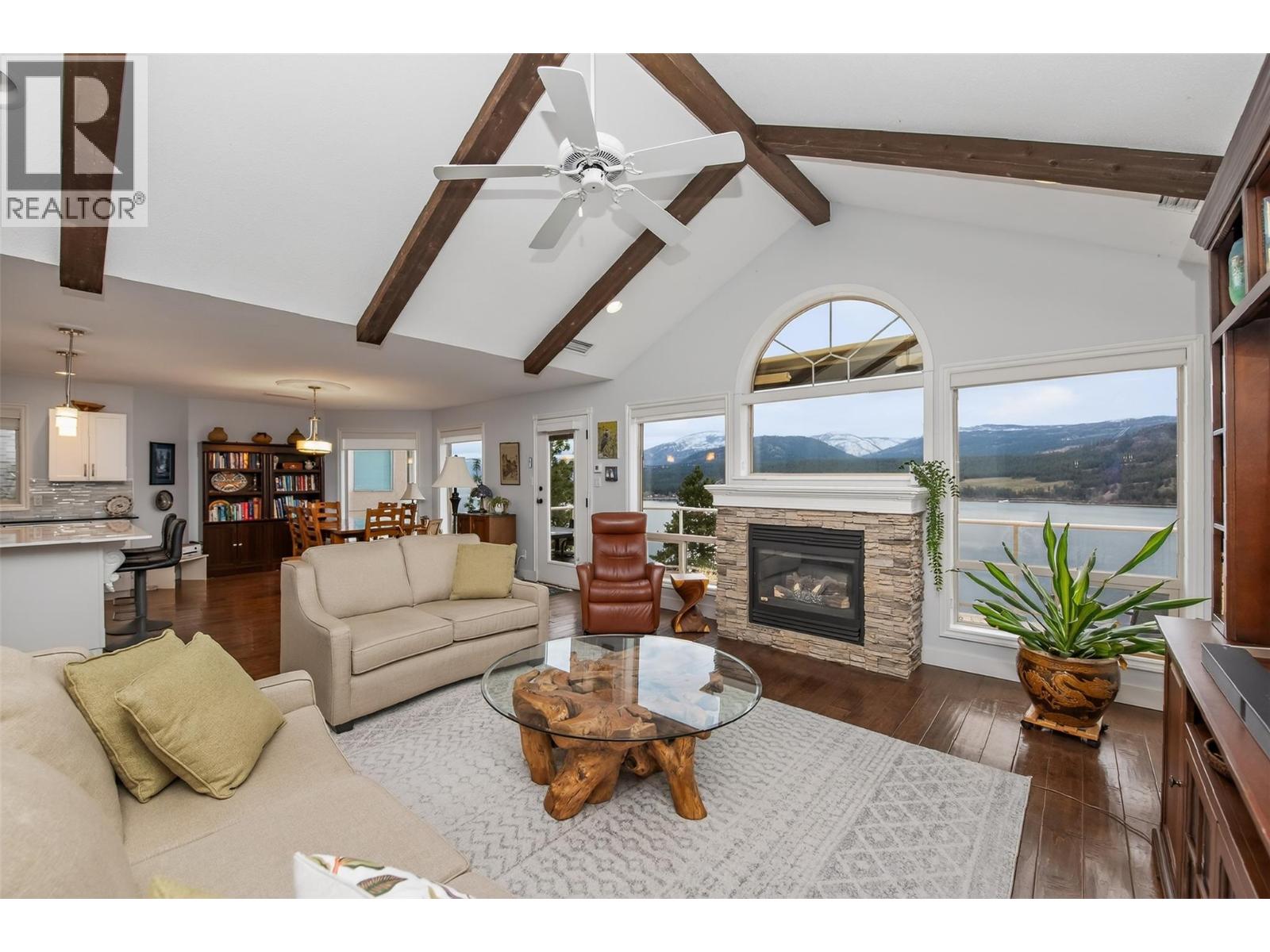 33 83 Peregrine Way, Vernon