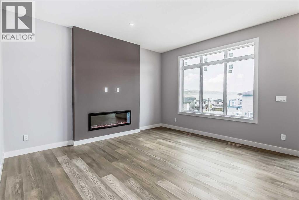 4 Topaz Place, Cochrane