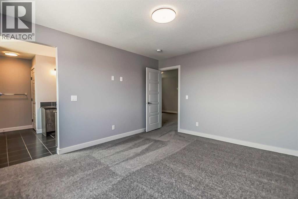 4 Topaz Place, Cochrane