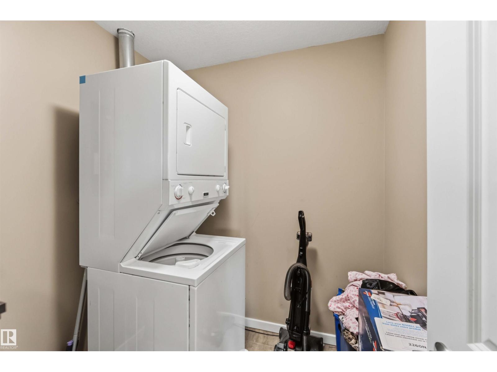 #104 11935 106 ST NW, Edmonton