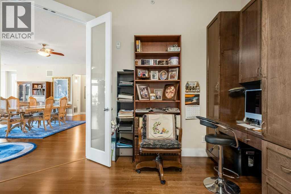 Single Family House for Sale in   Hemlock Crescent SW Spruce Cliff Calgary 