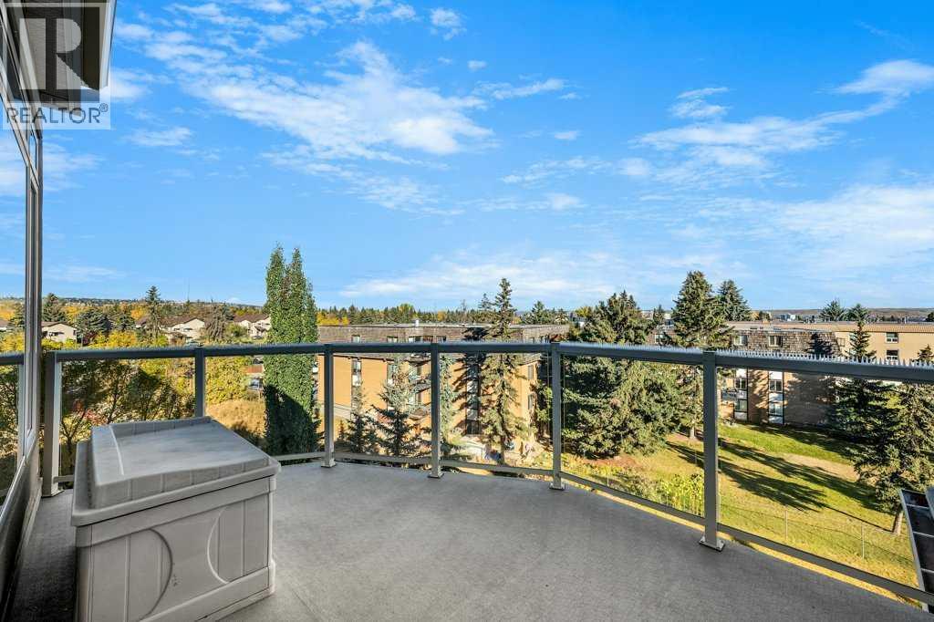 Single Family House for Sale in   Hemlock Crescent SW Spruce Cliff Calgary 