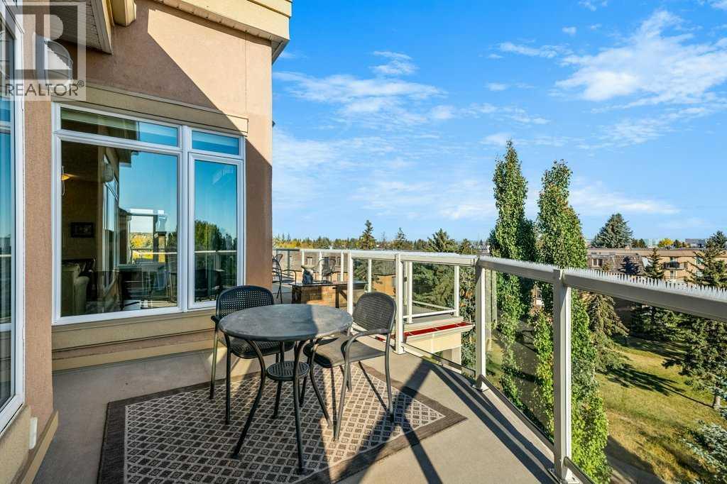 Single Family House for Sale in   Hemlock Crescent SW Spruce Cliff Calgary 