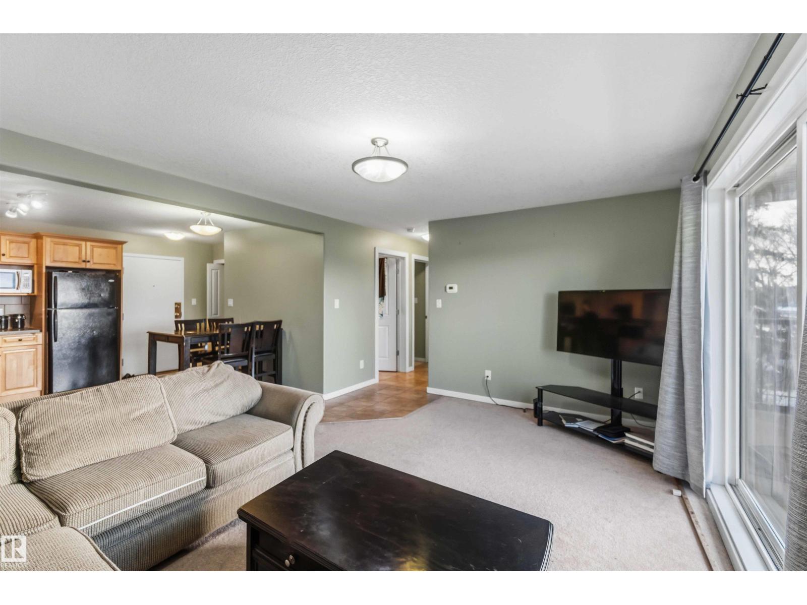 #104 11935 106 ST NW, Edmonton