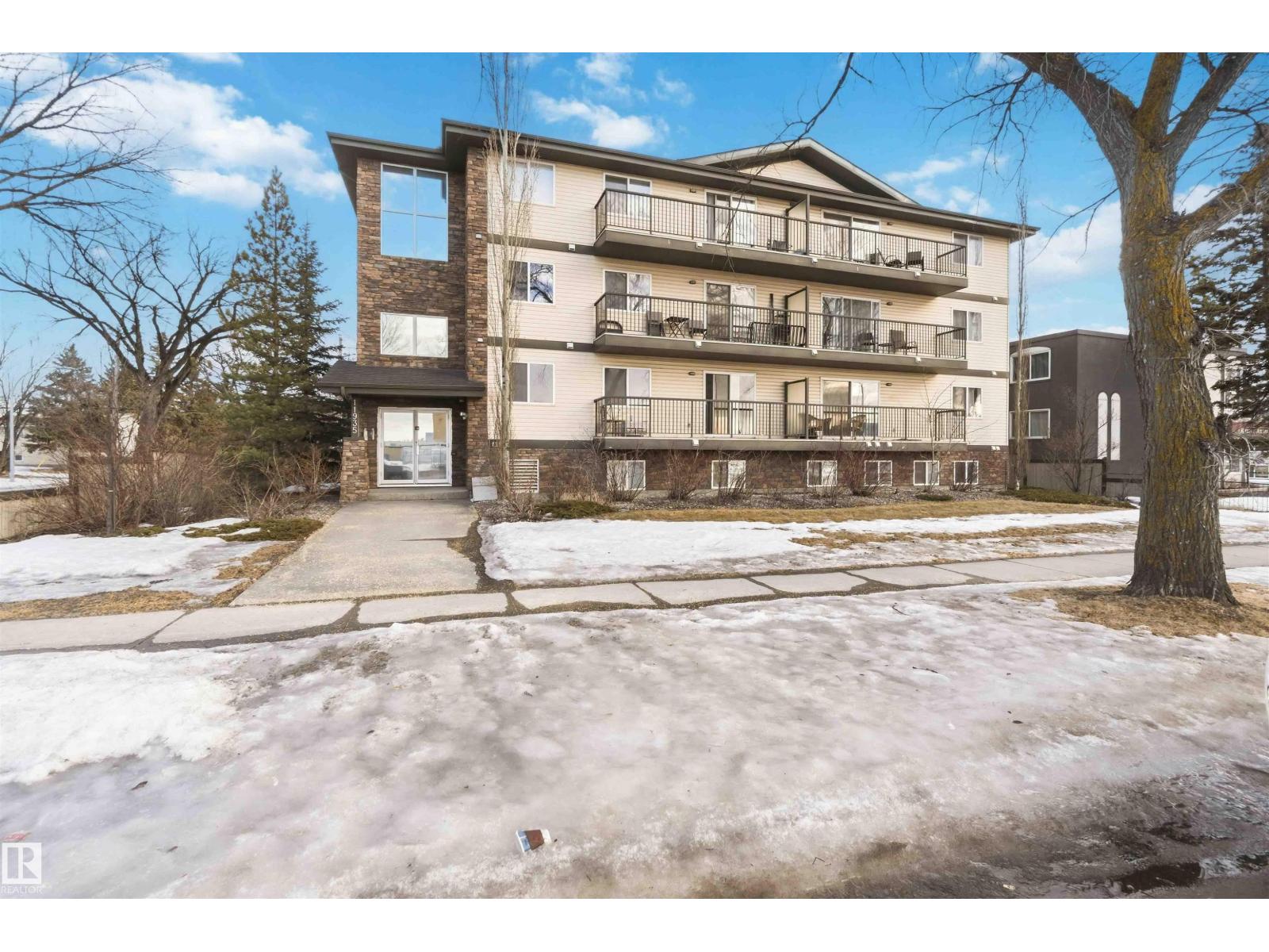 #104 11935 106 ST NW, Edmonton