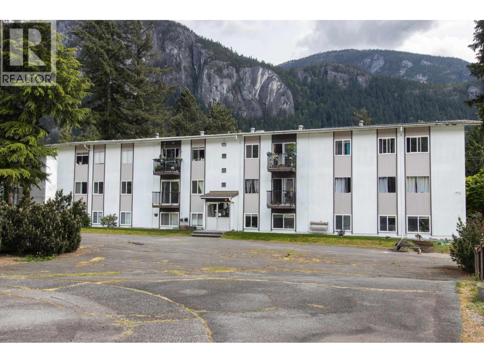 25 38175 WESTWAY AVENUE, Squamish