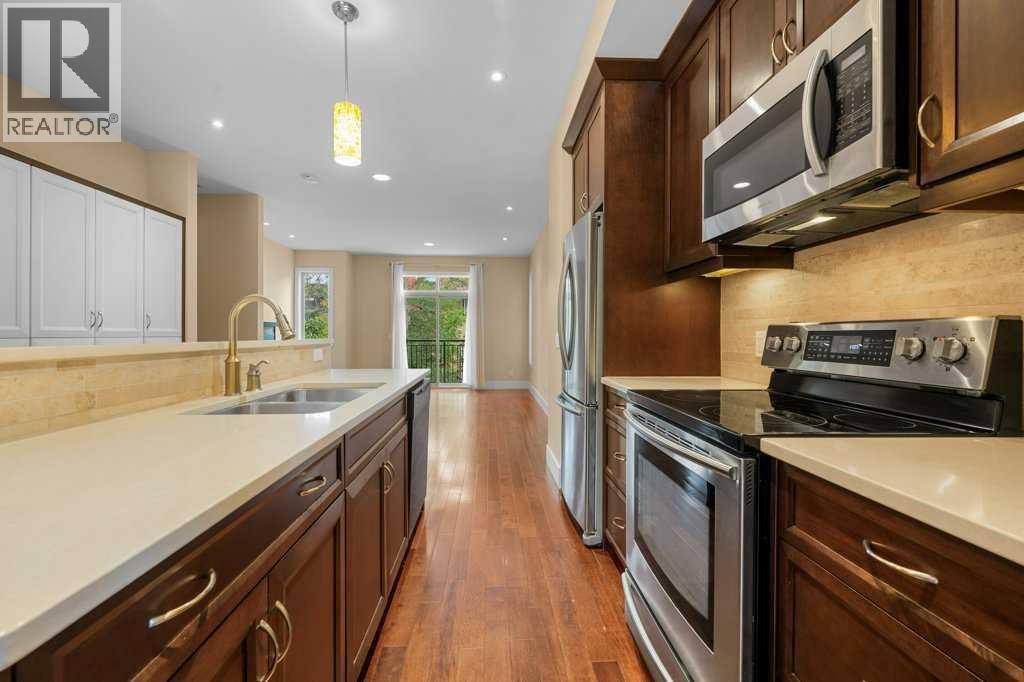 Single Family House for Sale in  B Street SW Bankview Calgary 