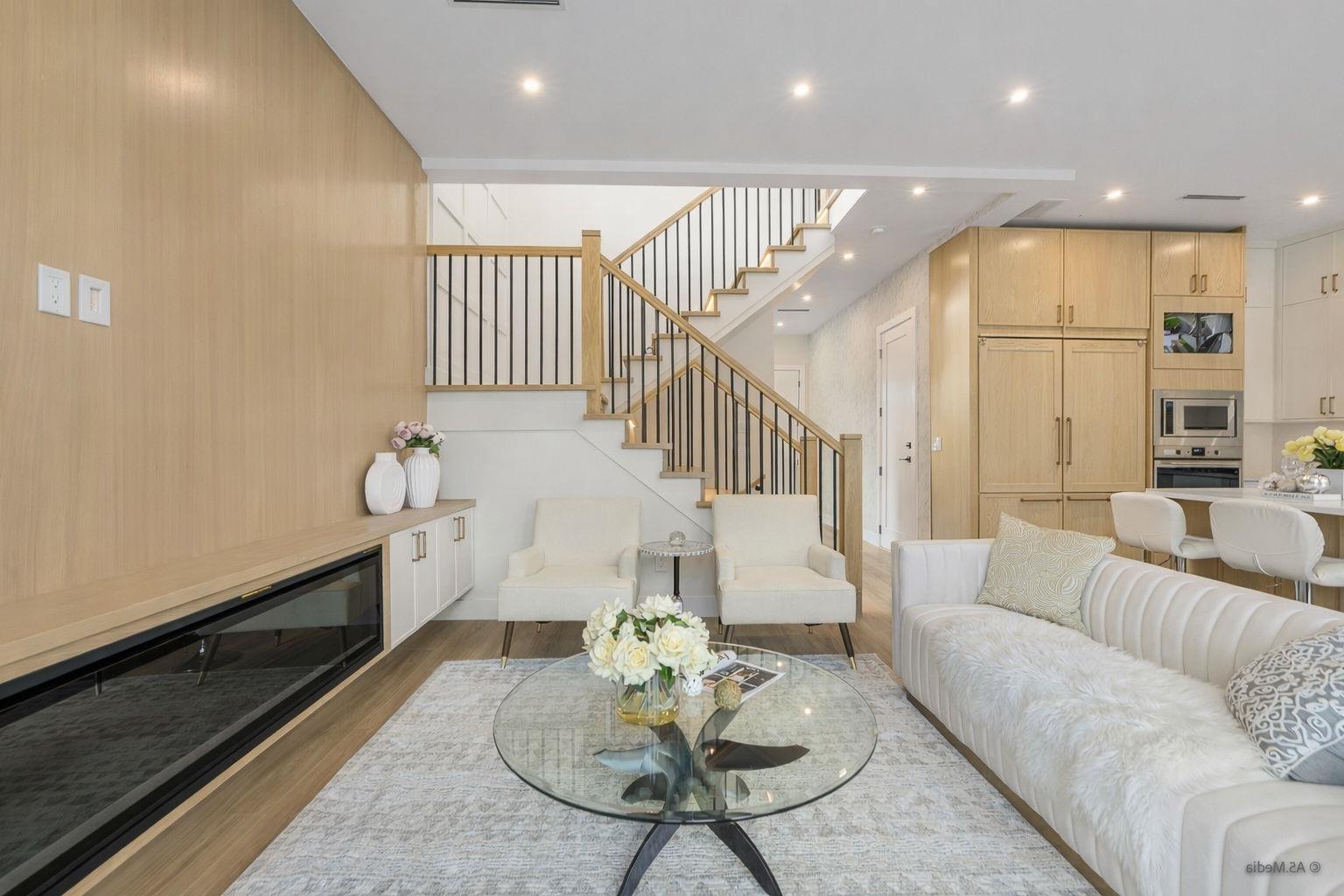 8237 110 Street, Delta