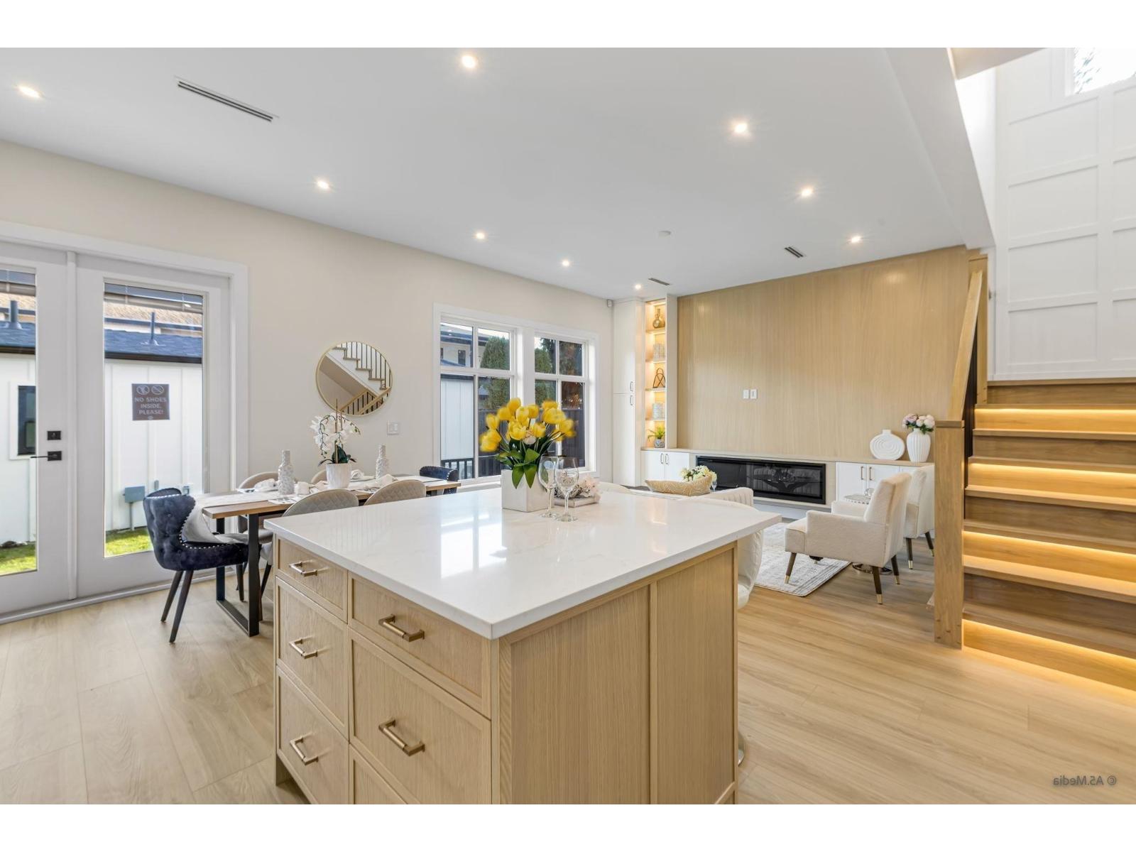 8237 110 Street, Delta