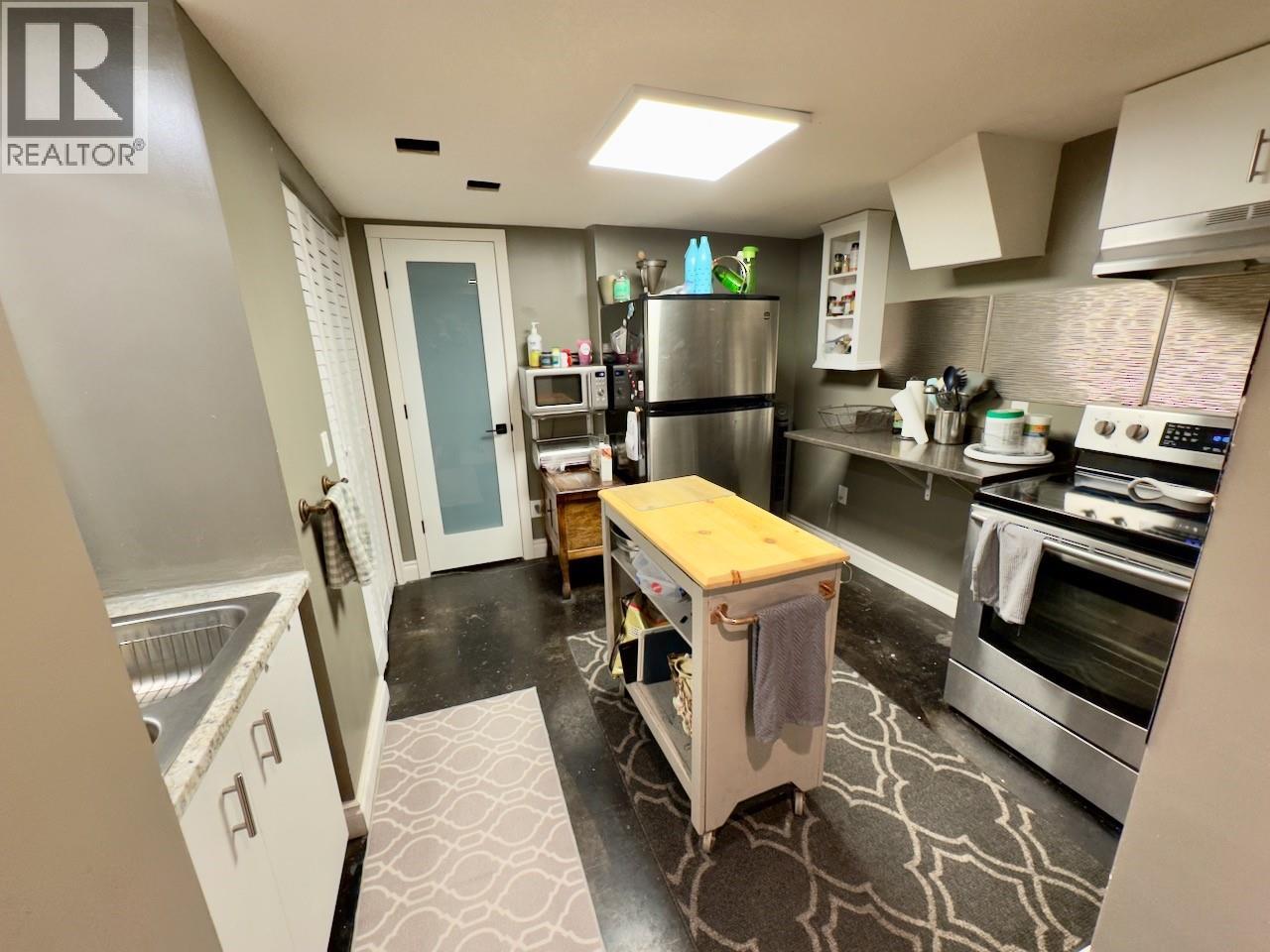 2629 PRINCETON-KAMLOOPS HWY HIGHWAY - 27