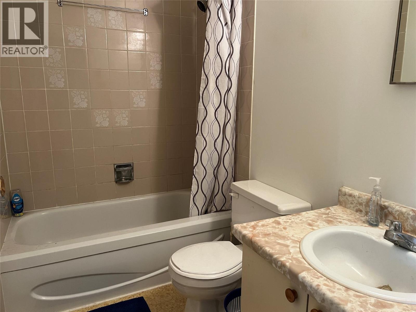 242 Spieker Avenue, Tumbler Ridge