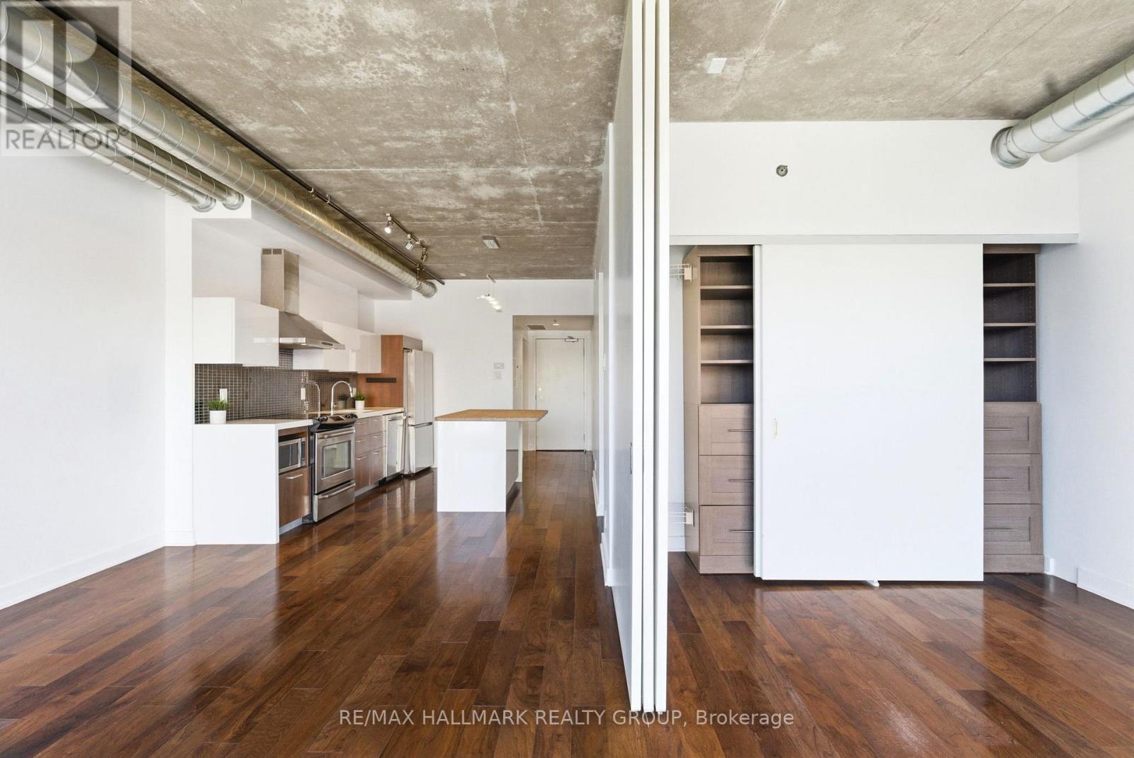 694 sqft of functional living space