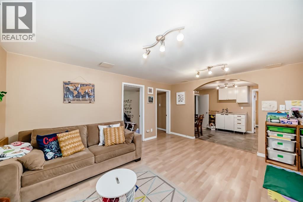 Single Family House Bungalow for Sale in  Winslow Crescent SW Westgate Calgary 