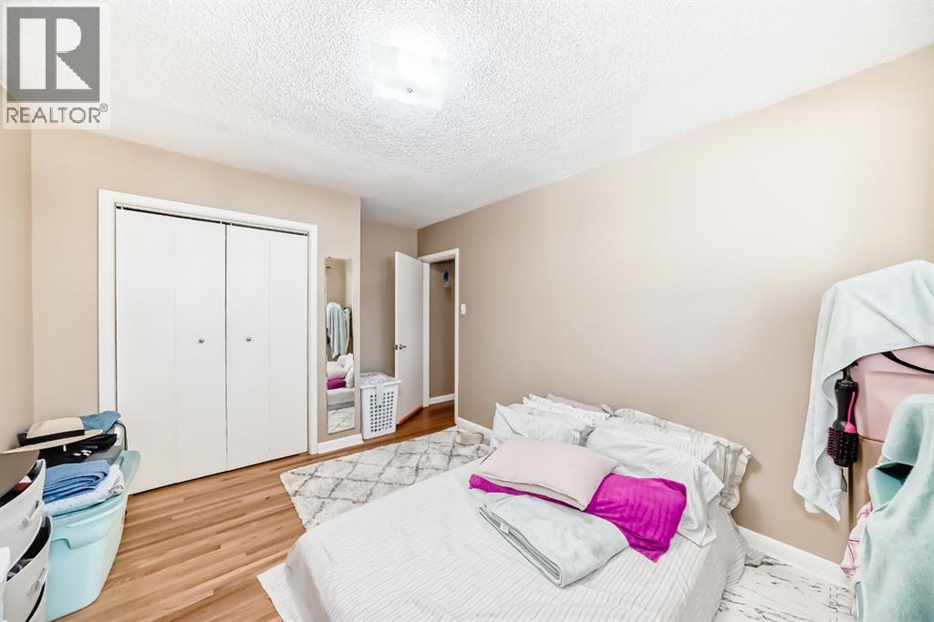 Single Family House Bungalow for Sale in  Winslow Crescent SW Westgate Calgary 