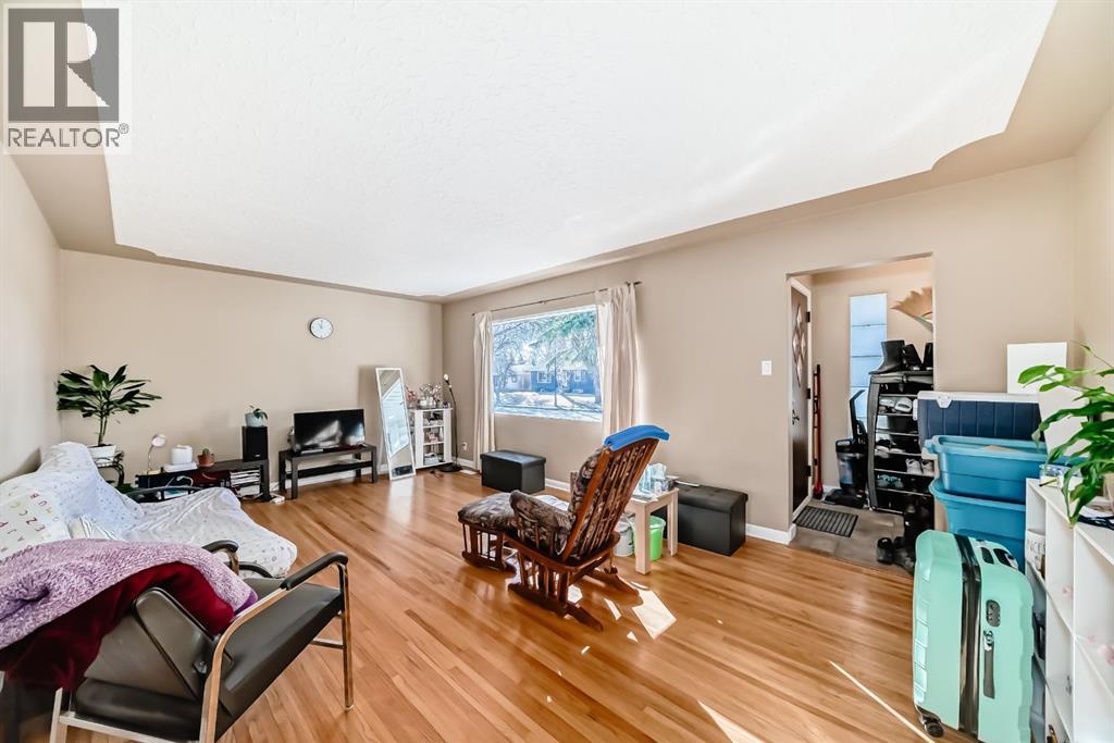 Single Family House Bungalow for Sale in  Winslow Crescent SW Westgate Calgary 