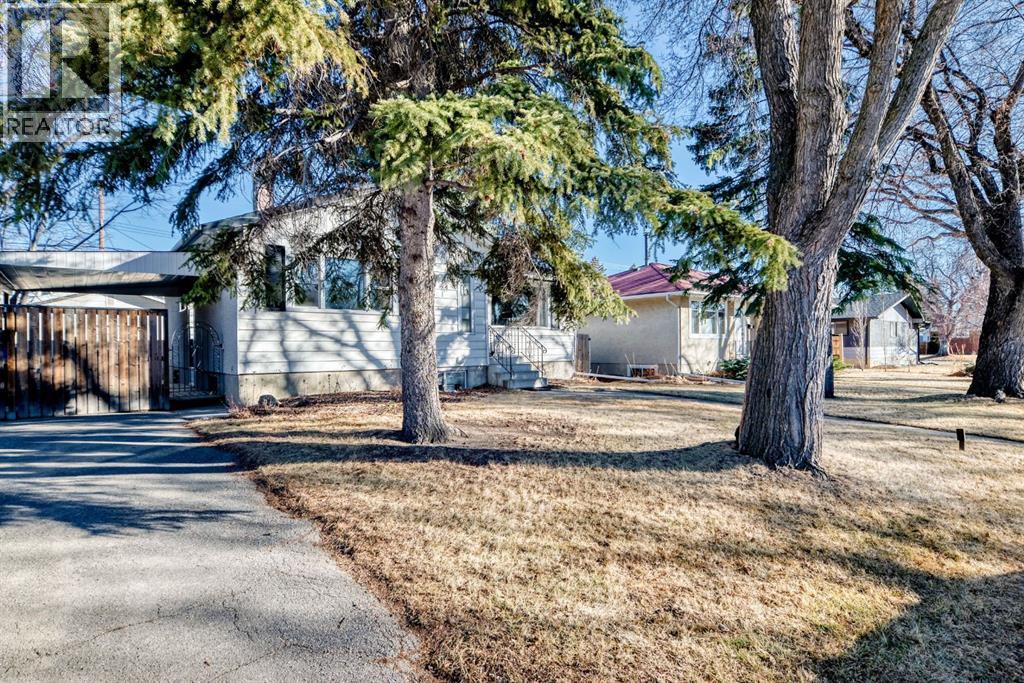 Single Family House Bungalow for Sale in  Winslow Crescent SW Westgate Calgary 