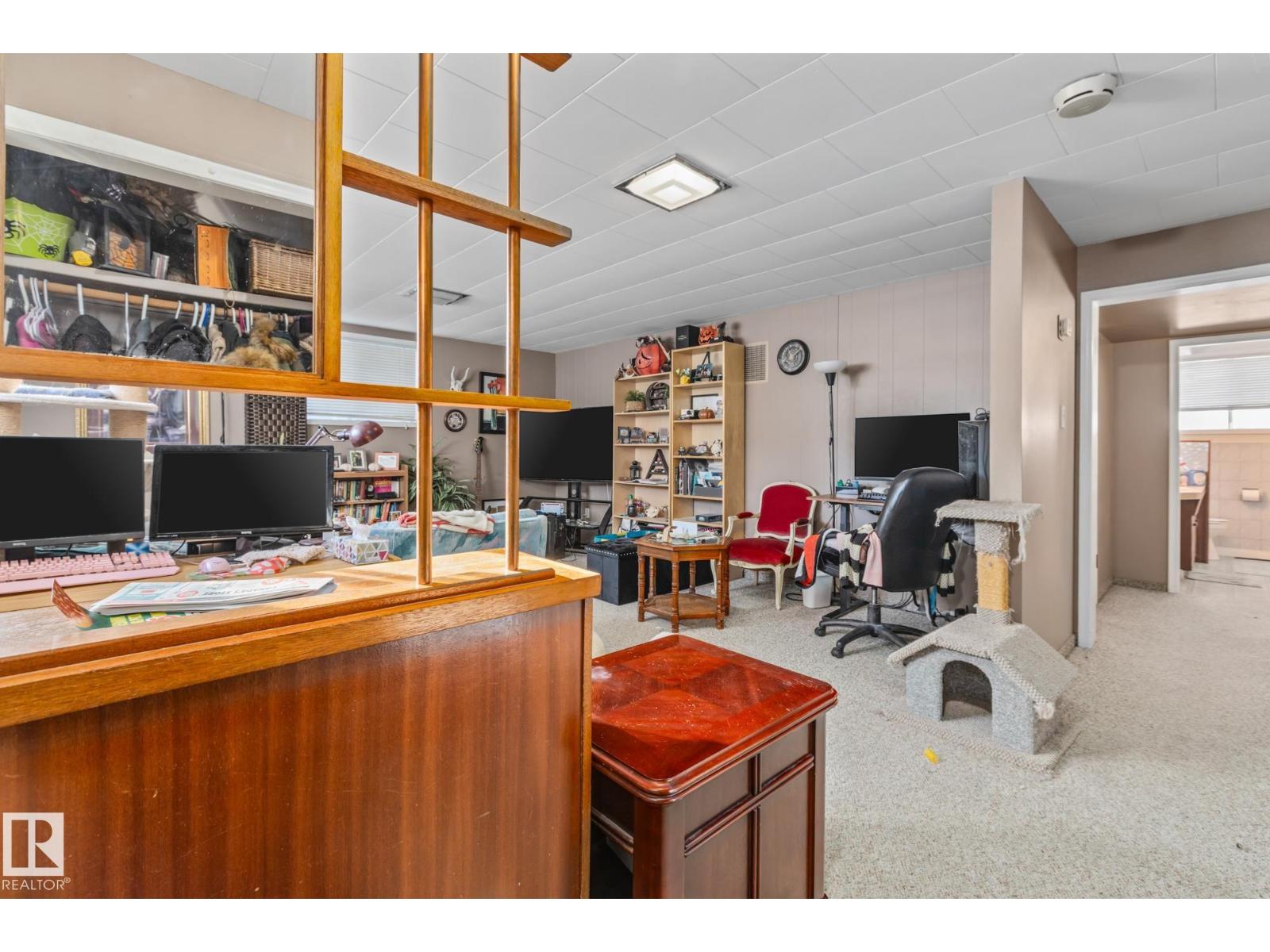 11926/11928 56 ST NW, Edmonton