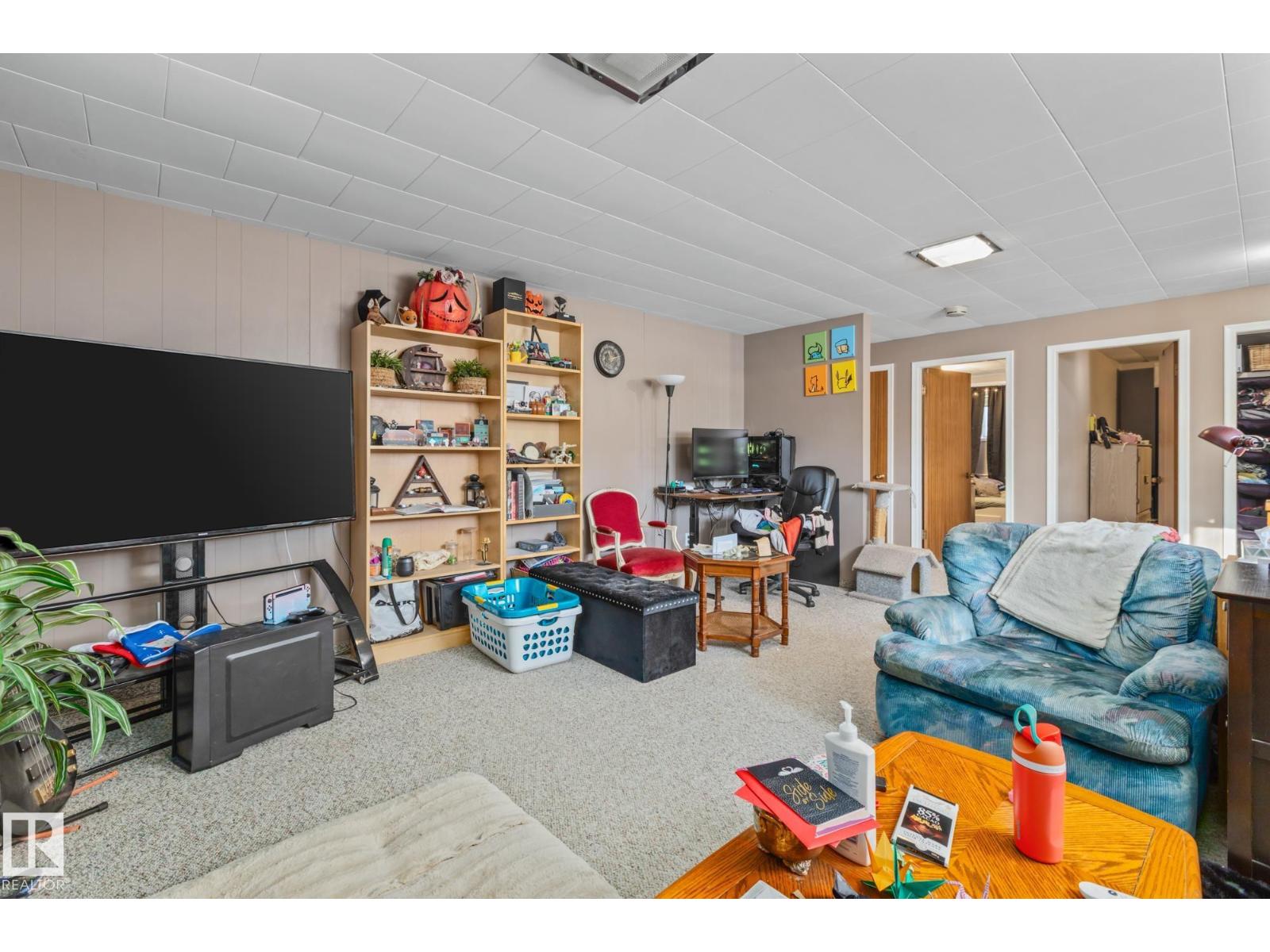 11926/11928 56 ST NW, Edmonton