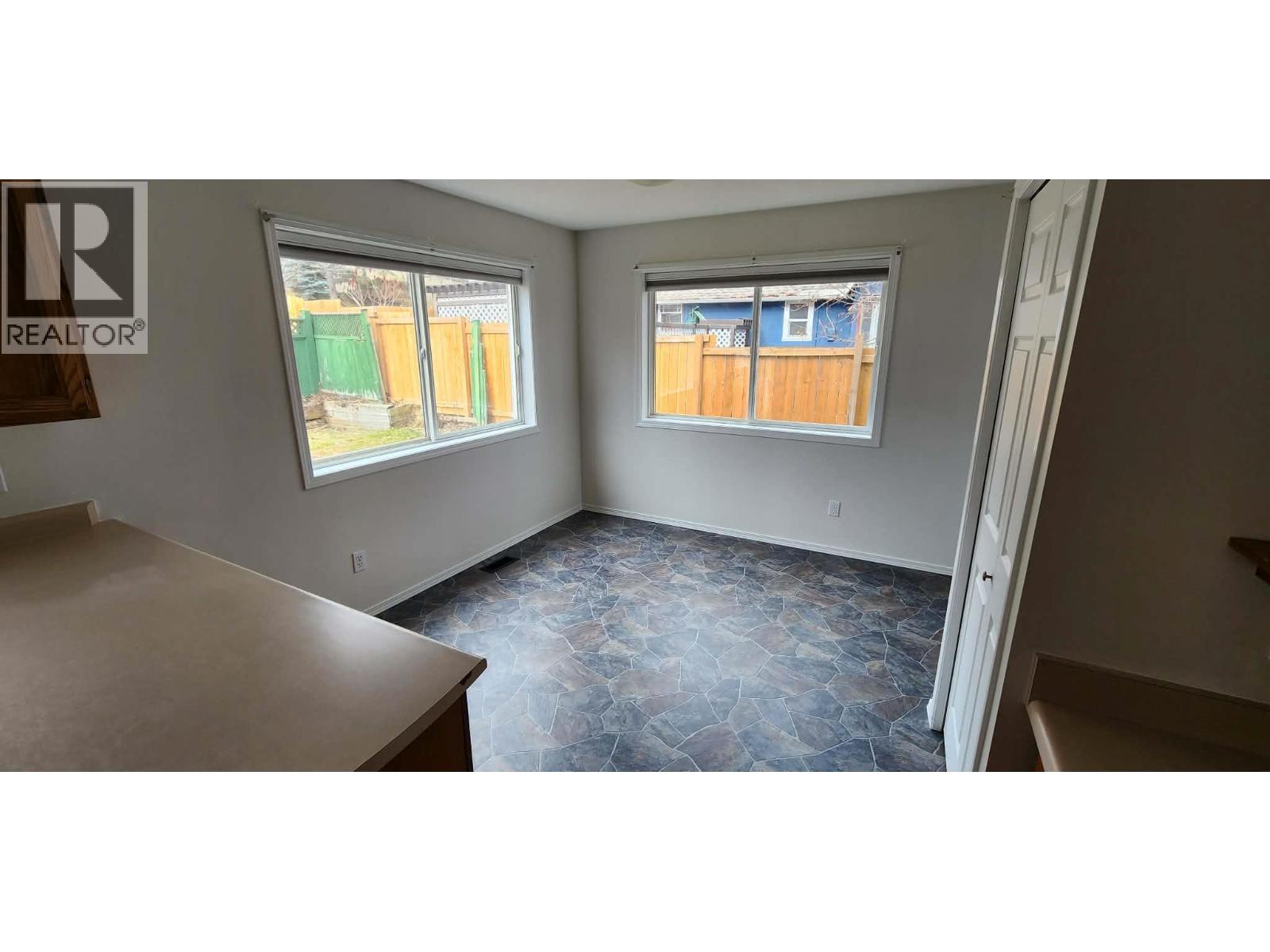 2110 Park Avenue, Lumby