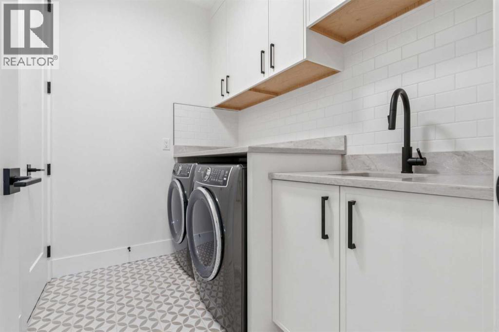 Single Family House for Sale in   Street NW Hillhurst Calgary 