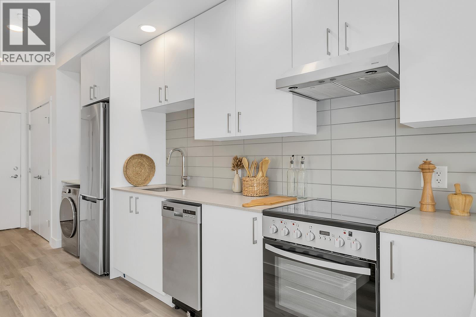 304 1111 Frost Road, Kelowna