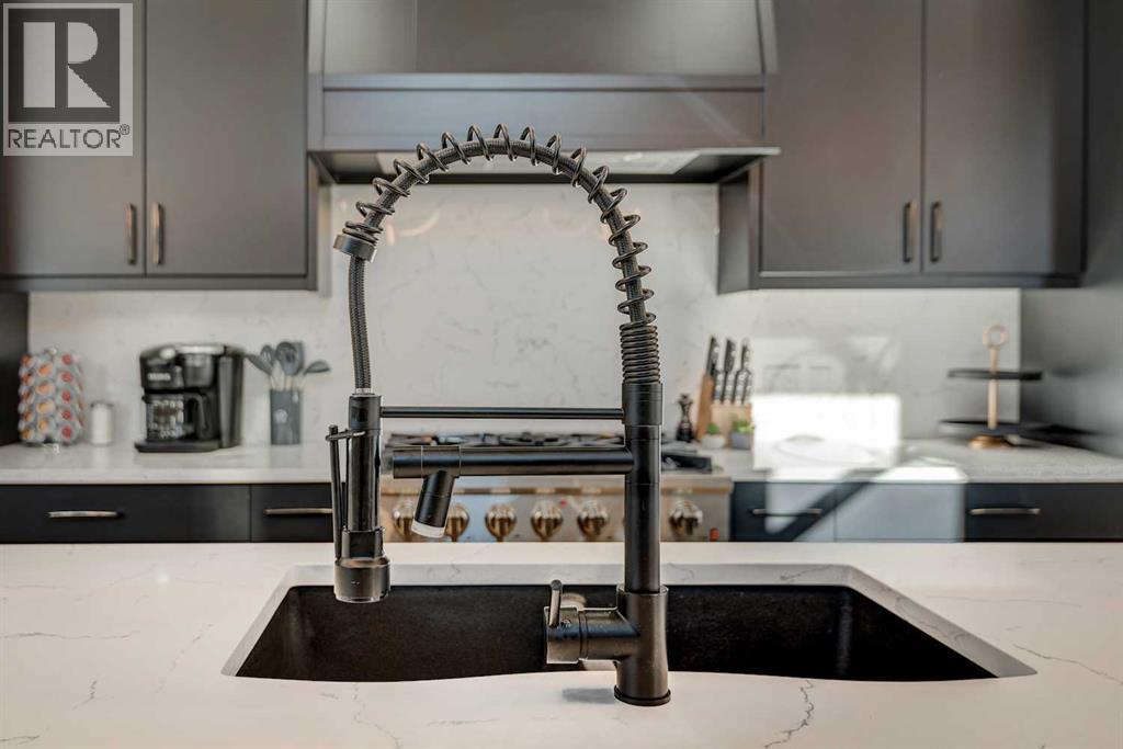 Single Family House for Sale in   Street SW Shaganappi Calgary 