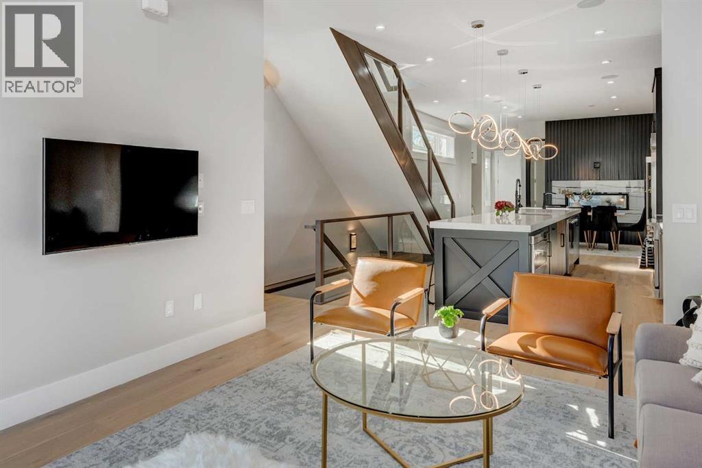 Single Family House for Sale in   Street SW Shaganappi Calgary 