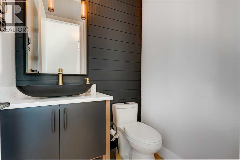 Single Family House for Sale in   Street SW Shaganappi Calgary 