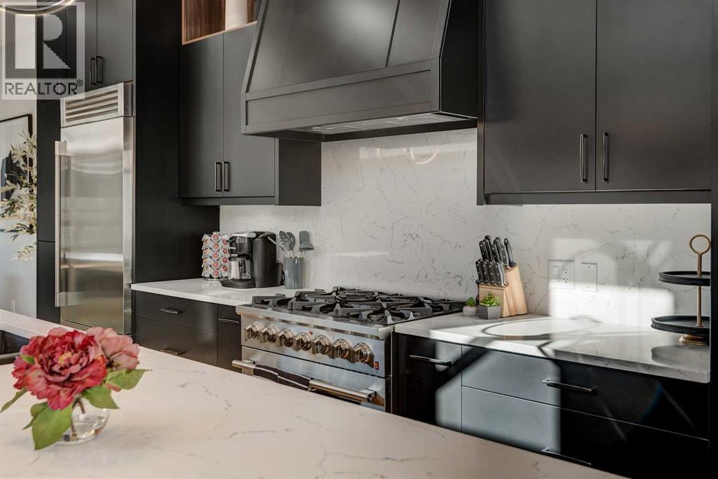 Single Family House for Sale in   Street SW Shaganappi Calgary 