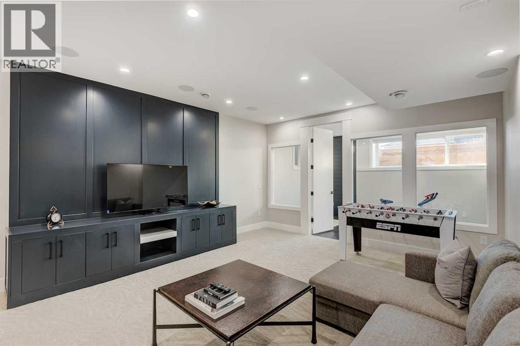 Single Family House for Sale in   Street SW Shaganappi Calgary 