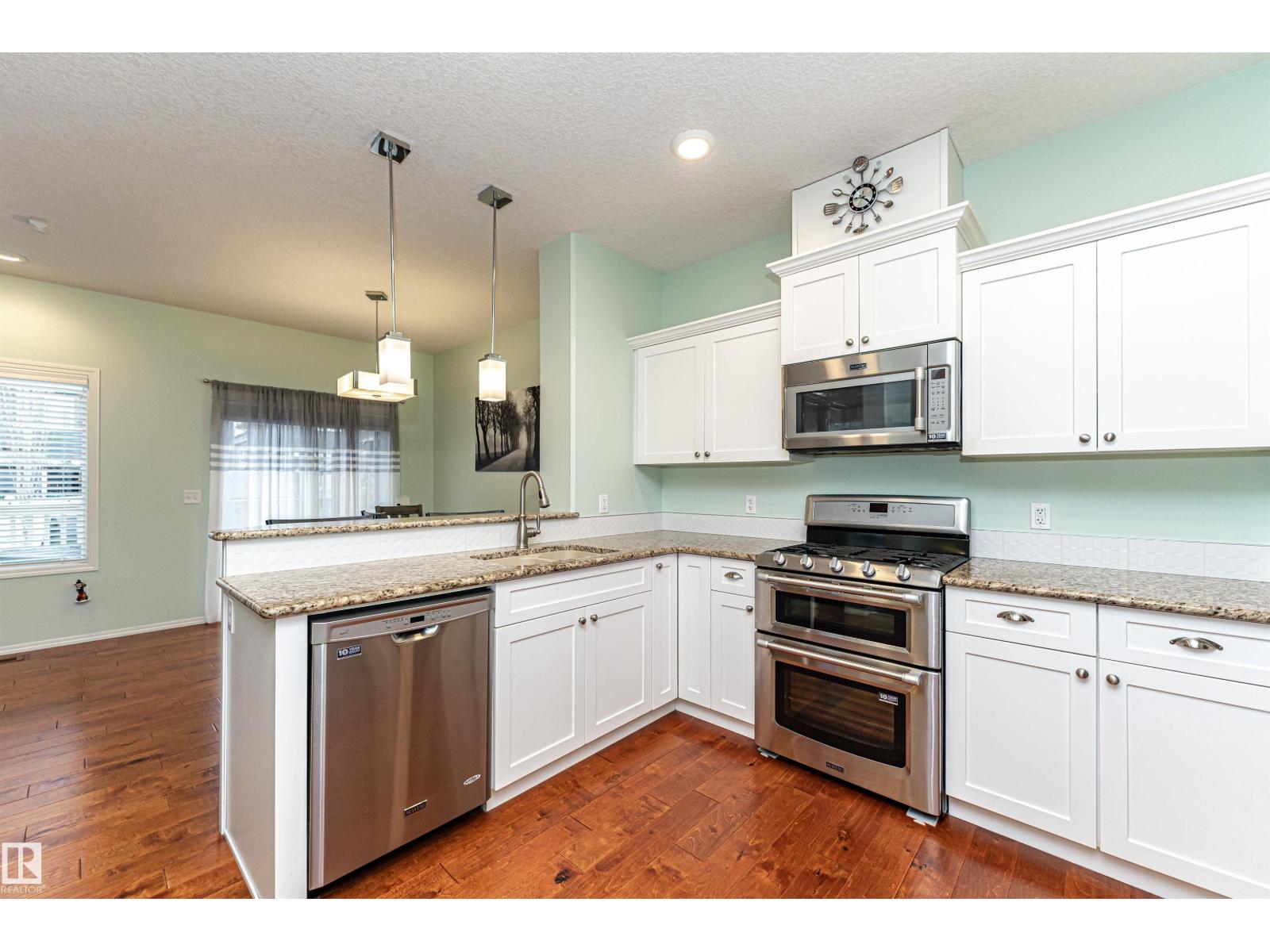 7003 174 AV NW NW, Edmonton